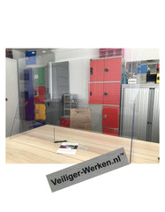 Mieten Sie eine Plexiglasscheibe, anstatt sie zu kaufen.